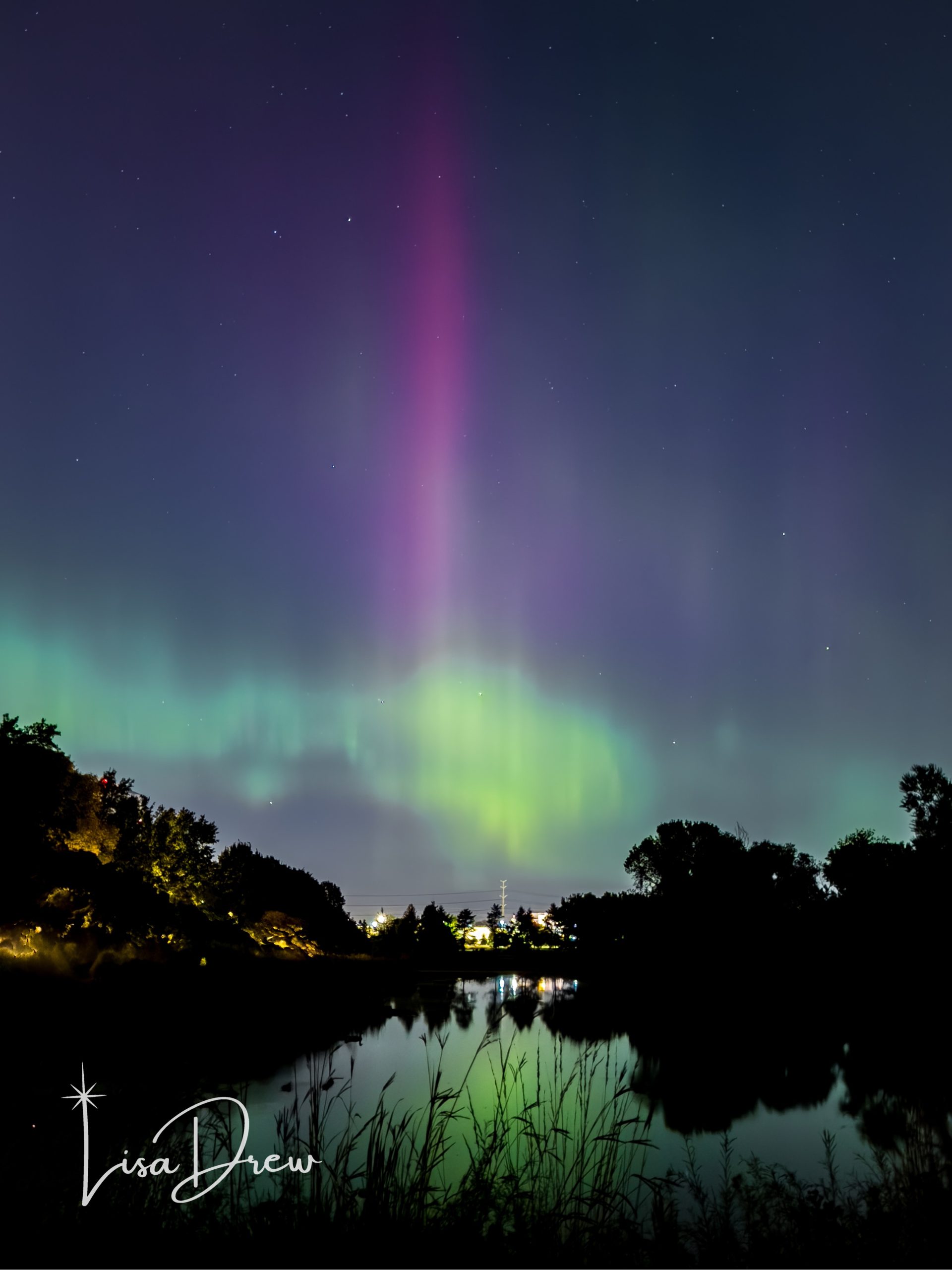 The Ponds at Shingle Creek Minneapolis - photographed by Lisa Drew during Northern Lights event 2024